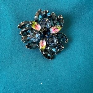 Estate Jewelry- Brooch.